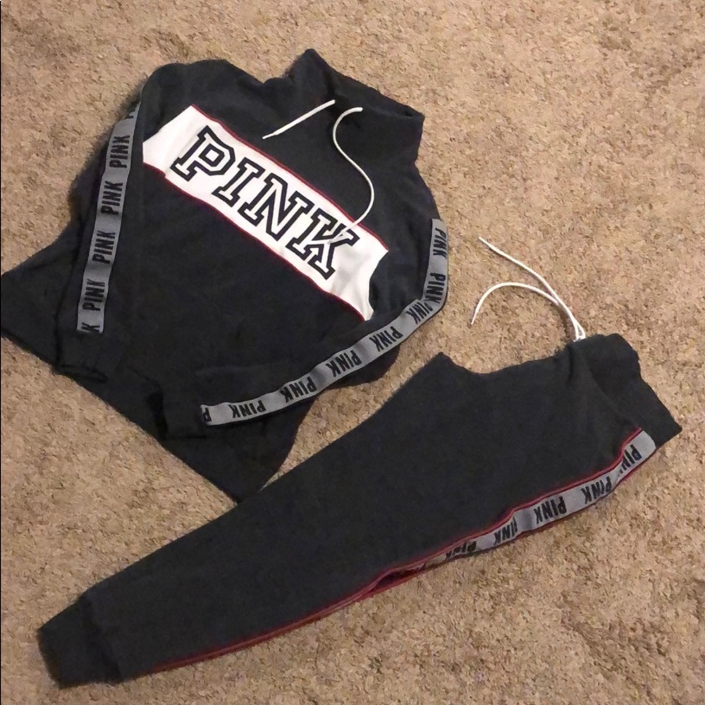 Victoria’s Secret. Size large